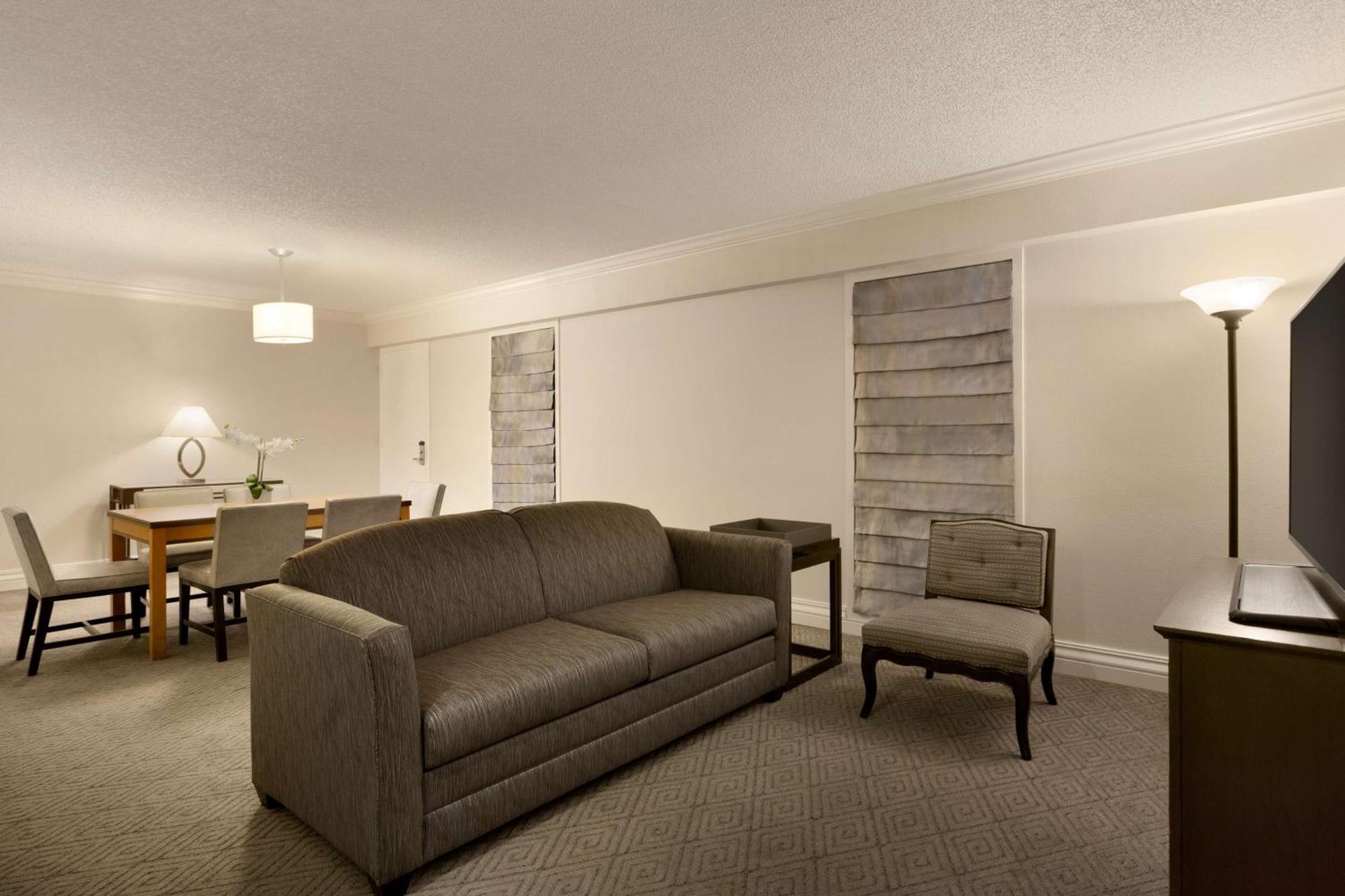 Embassy Suites Бока-Ратон Екстер'єр фото